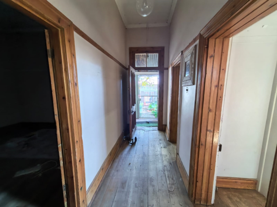 6 Bedroom Property for Sale in Parys Free State